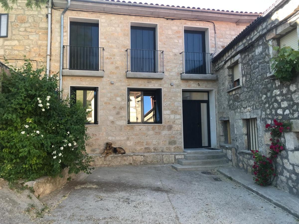 Bustillo Del Paramo El Pecu Casa Rural Starfamiliar מראה חיצוני תמונה