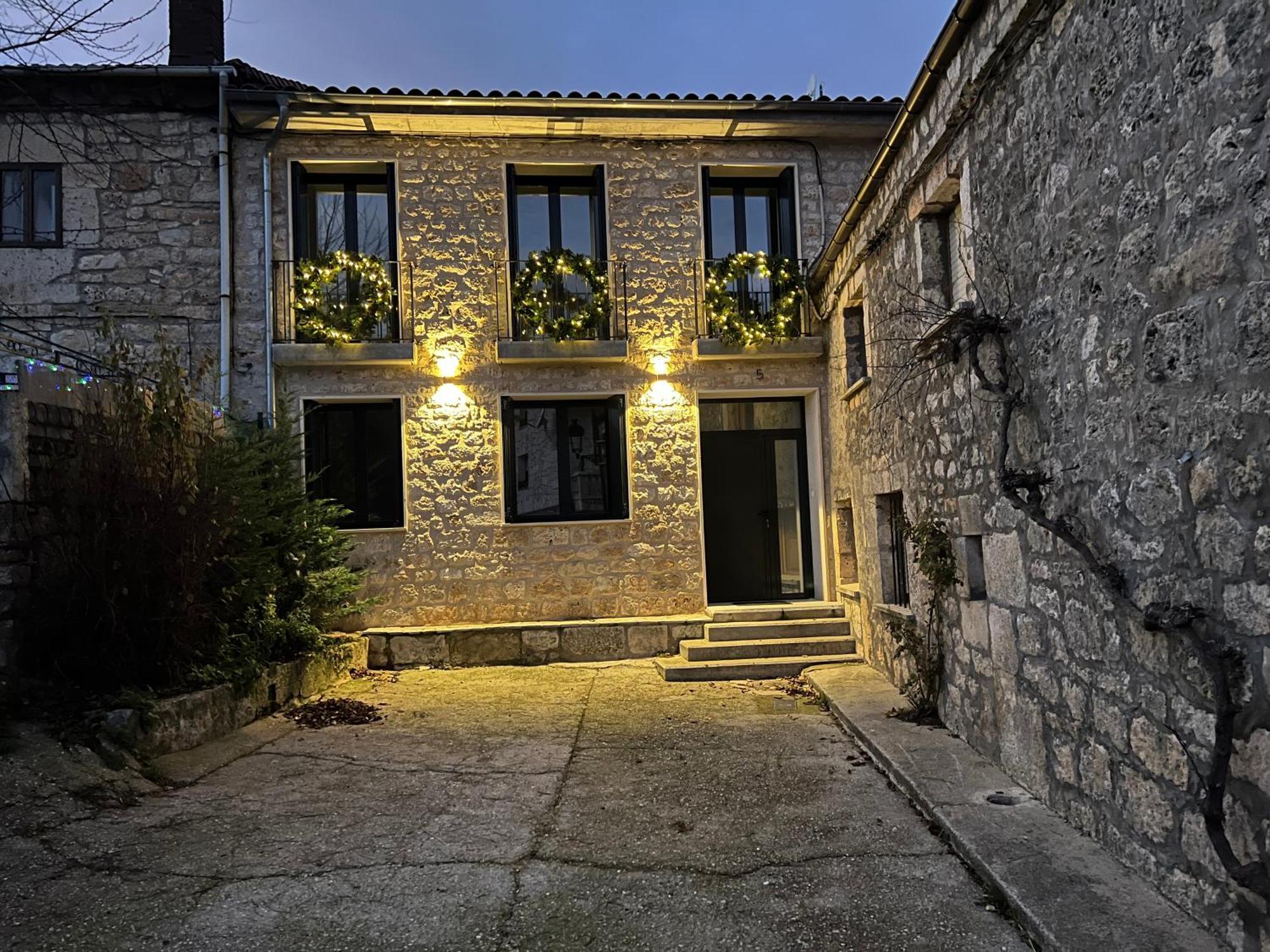 Bustillo Del Paramo El Pecu Casa Rural Starfamiliar מראה חיצוני תמונה