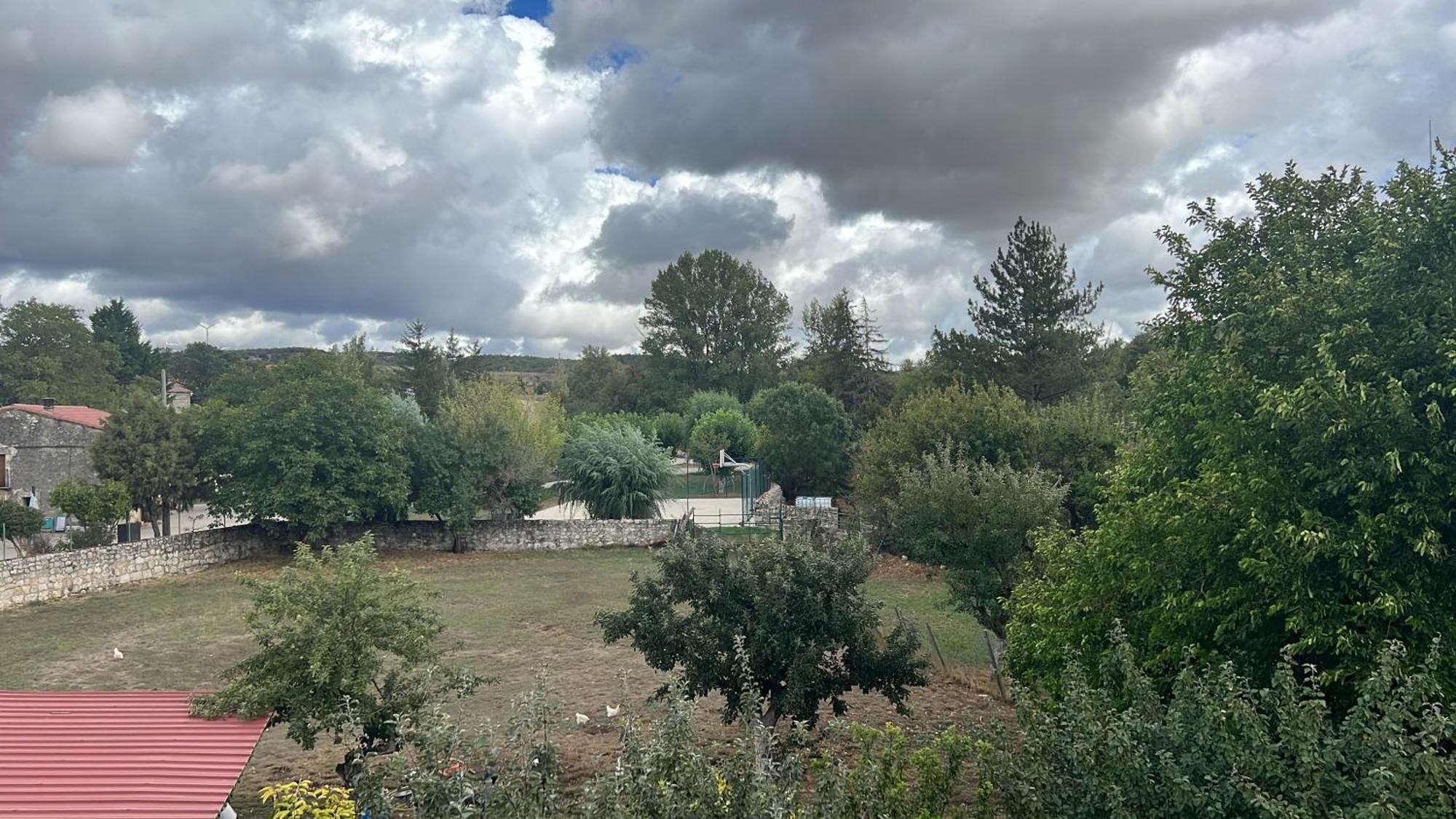Bustillo Del Paramo El Pecu Casa Rural Starfamiliar מראה חיצוני תמונה
